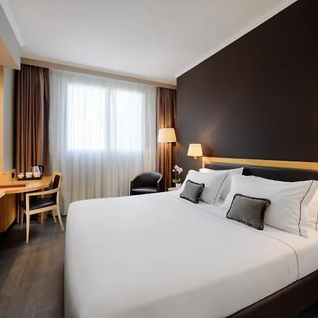 Life Poliziano, By R Collection