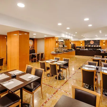 Otel Life Poliziano, By R Collection Milano