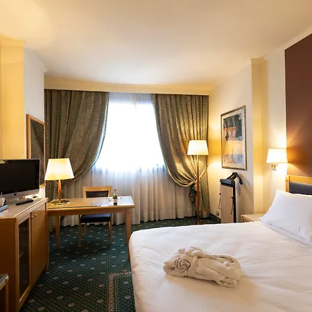 Life Poliziano, By R Collection Otel 4*