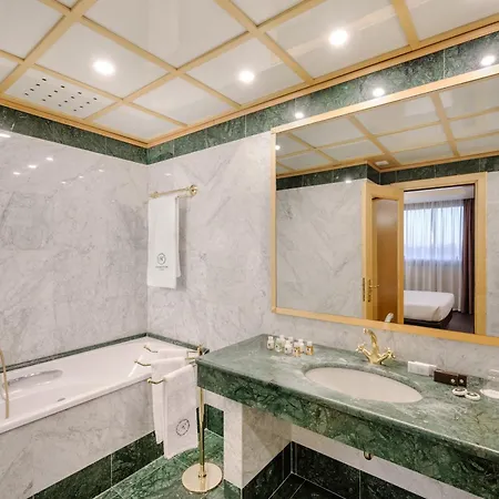 Life Poliziano, By R Collection 밀라노