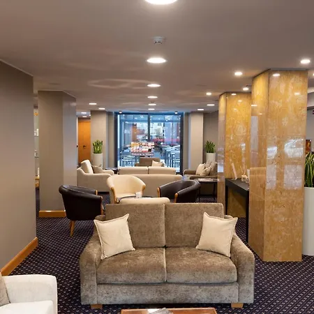 Otel Life Poliziano, By R Collection 4*